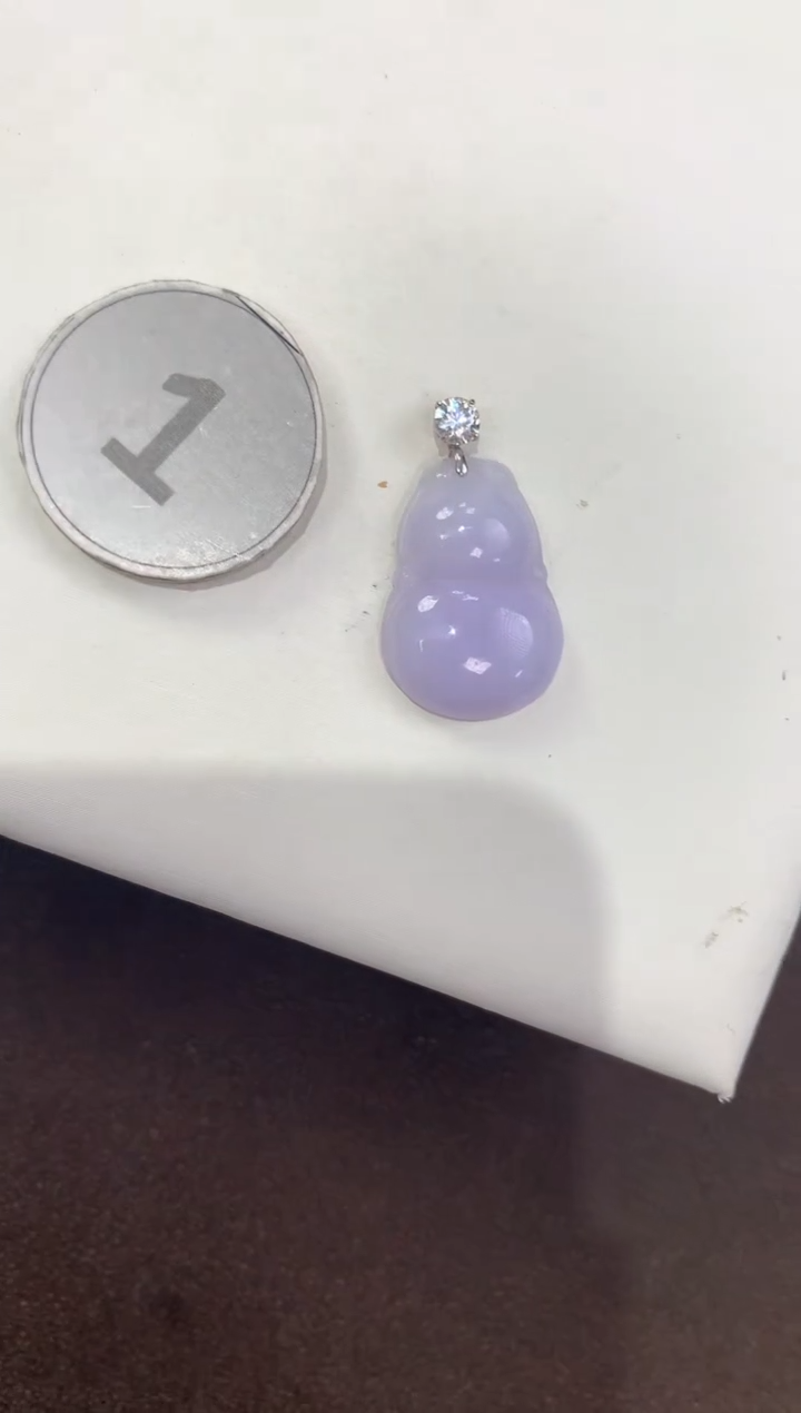 颈饰18K金镶嵌翡翠天然缅甸A货翡翠