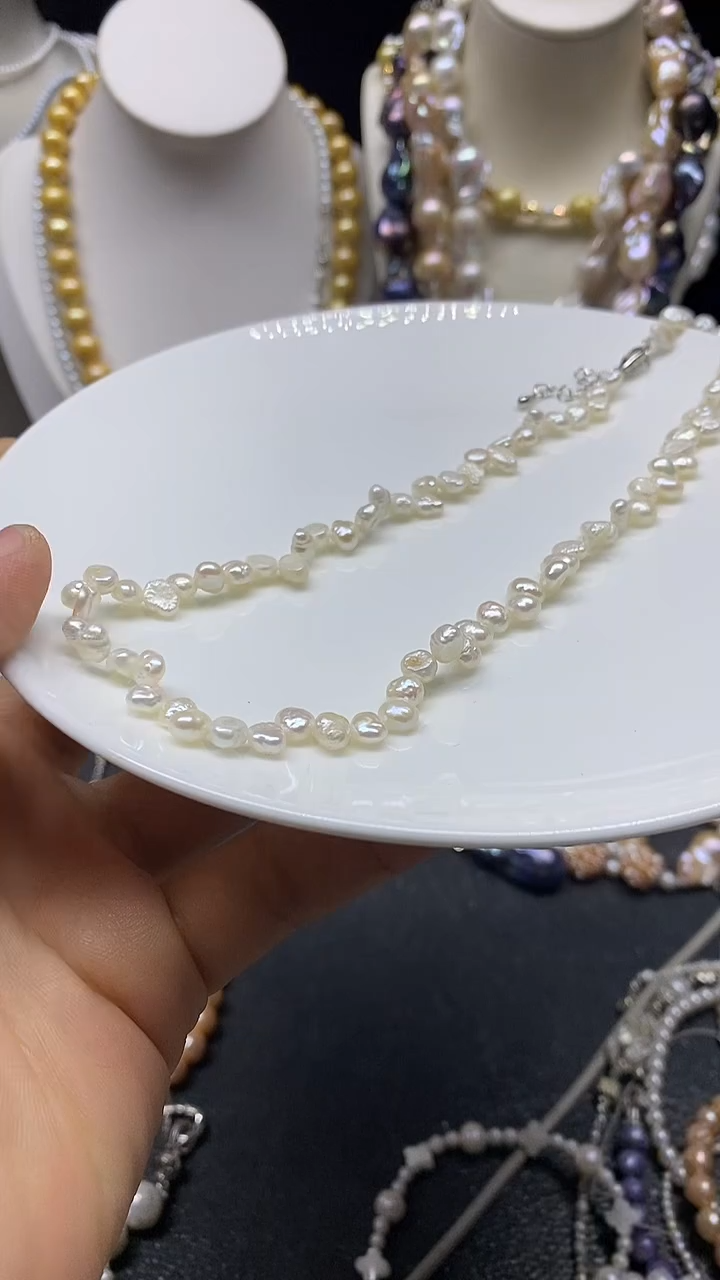 颈饰未镶嵌淡水珍珠多人