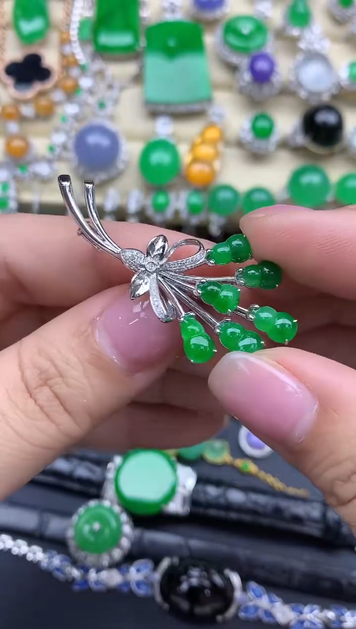 【闪购商品】翡翠颈饰18K金镶嵌697-中国好珍宝