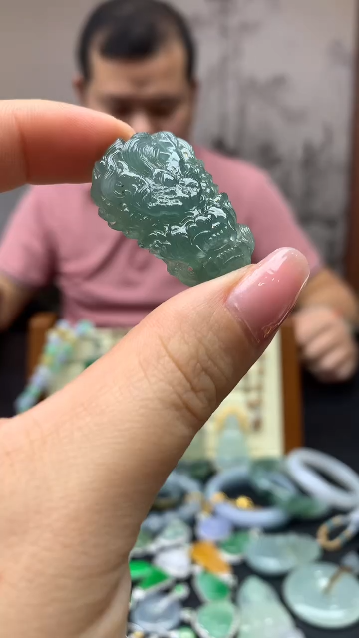 【闪购商品】翡翠颈饰未镶嵌30-天然翡翠