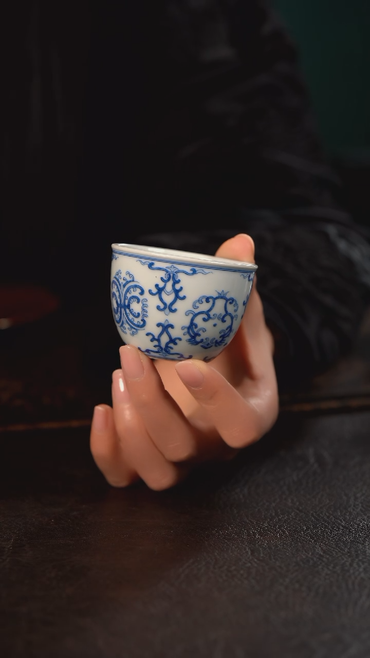 【闪购商品】杯聚澜堂忍冬纹缸杯