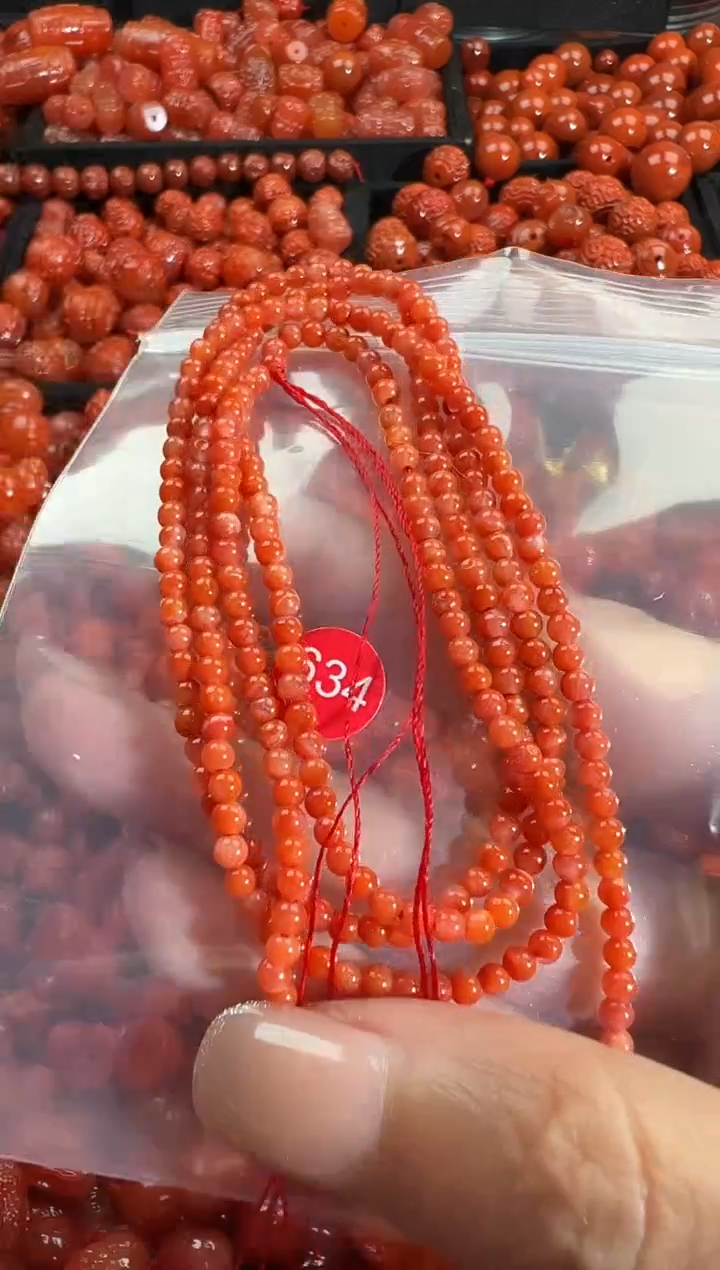 颈饰未镶嵌南红玛瑙1