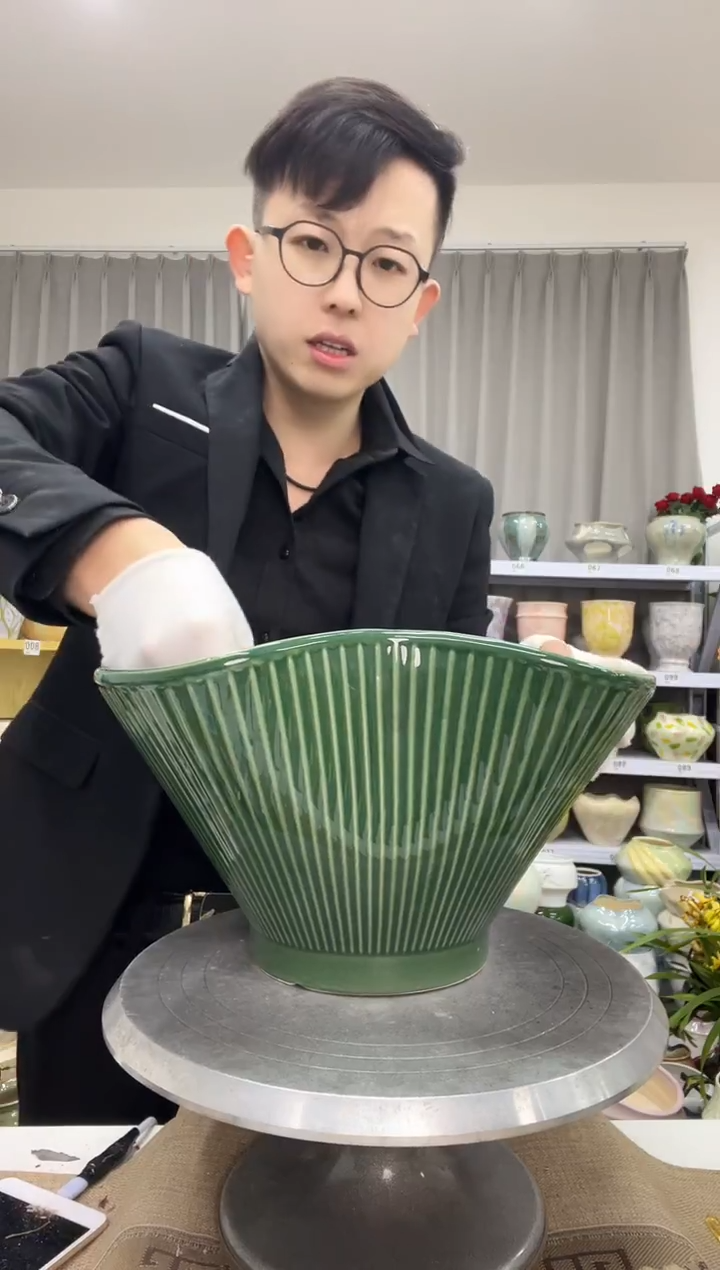 【12.30】花盆链接 高： 18 口：32