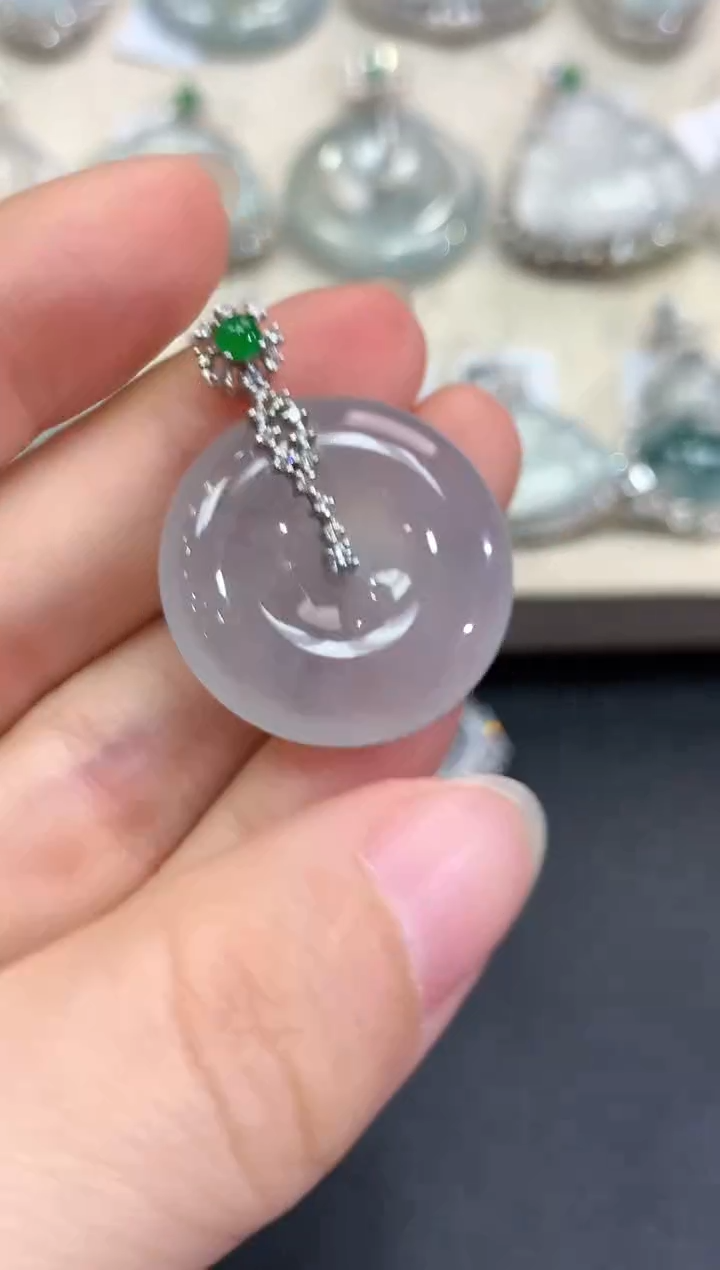【闪购商品】翡翠颈饰18K金镶嵌C27   