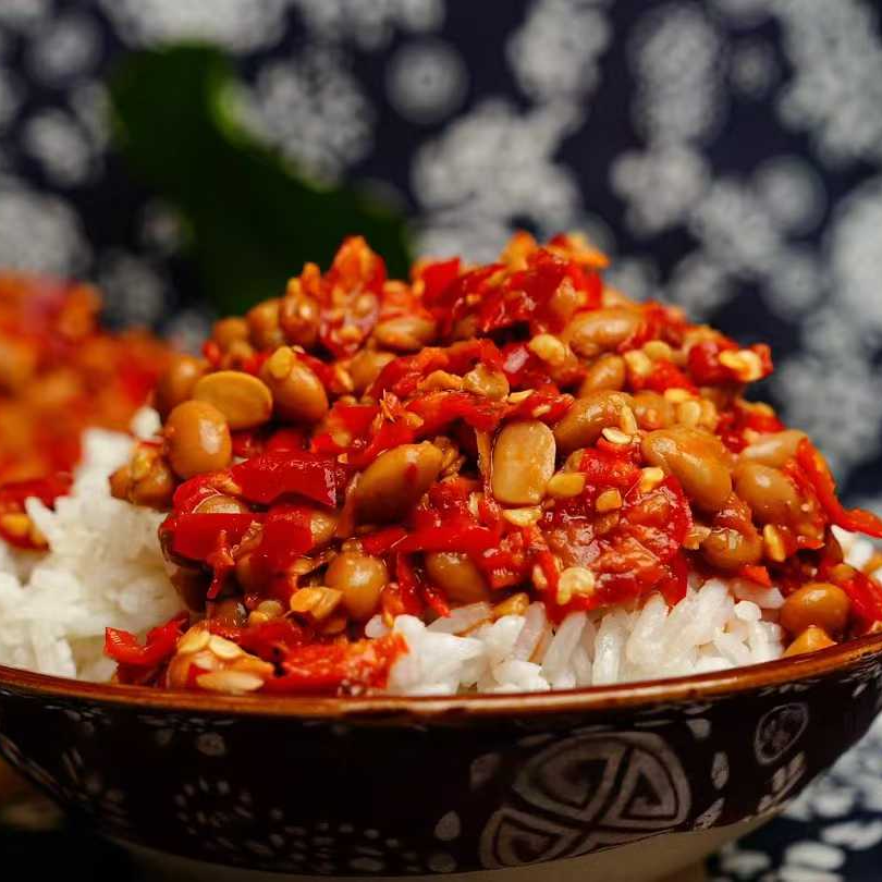 手工豆豉辣椒酱湖南特产拌面拌饭下饭菜开胃剁椒黄豆豉