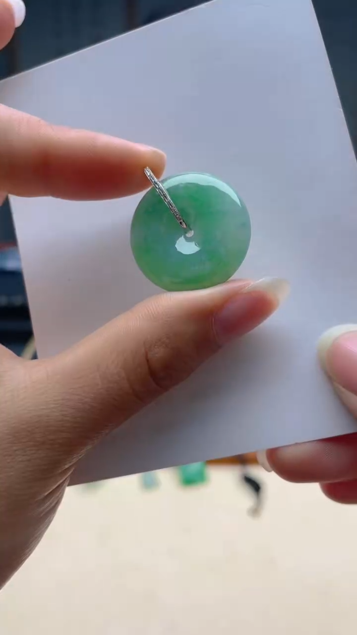 【闪购商品】翡翠18K金镶嵌颈饰天然A货翡翠