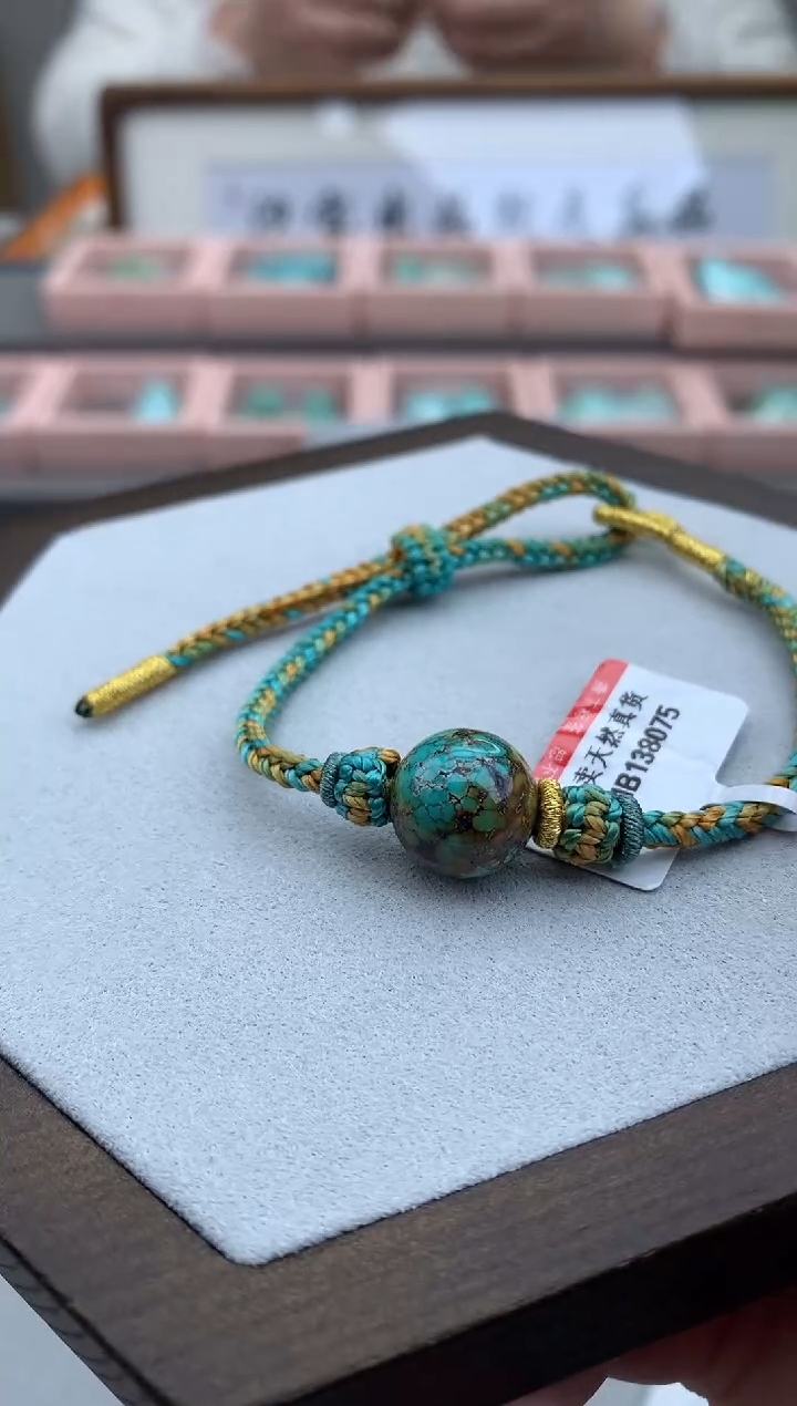 【闪购商品】南红玛瑙未镶嵌手绳C100