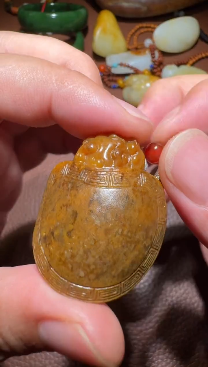 未镶嵌和田玉挂件和田玉