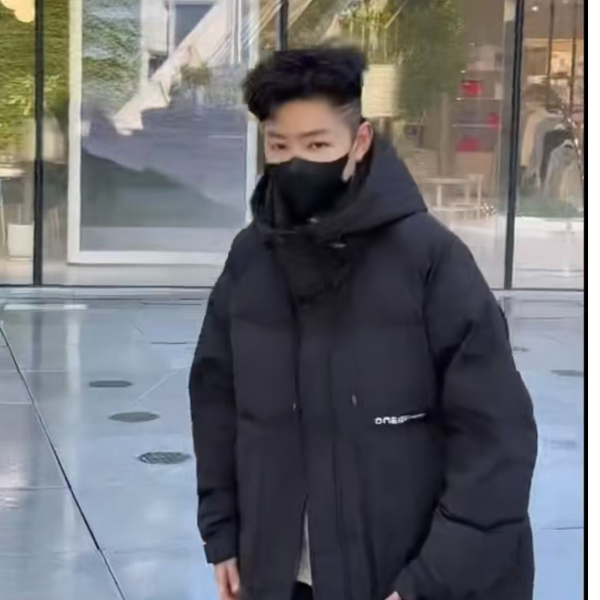 903潮牌连帽防寒服休闲时尚百搭潮流加厚冬季男士短款