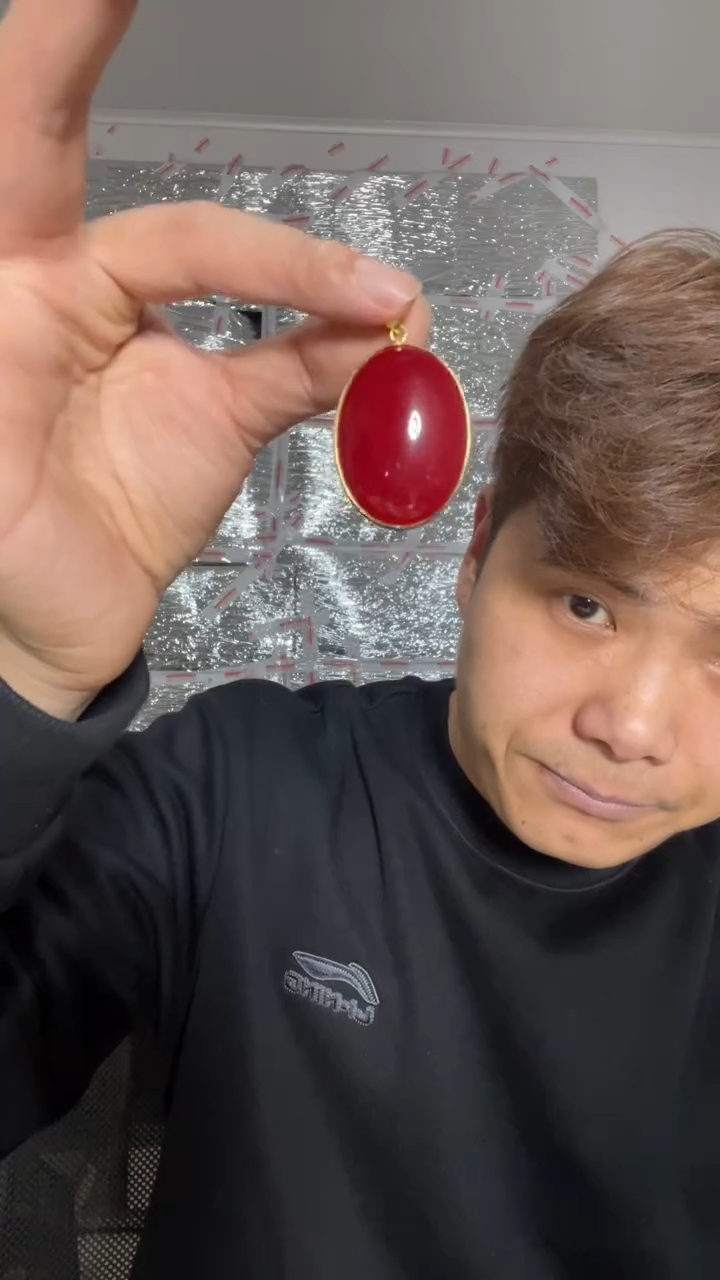 无非金属老料大鸽子蛋吊坠