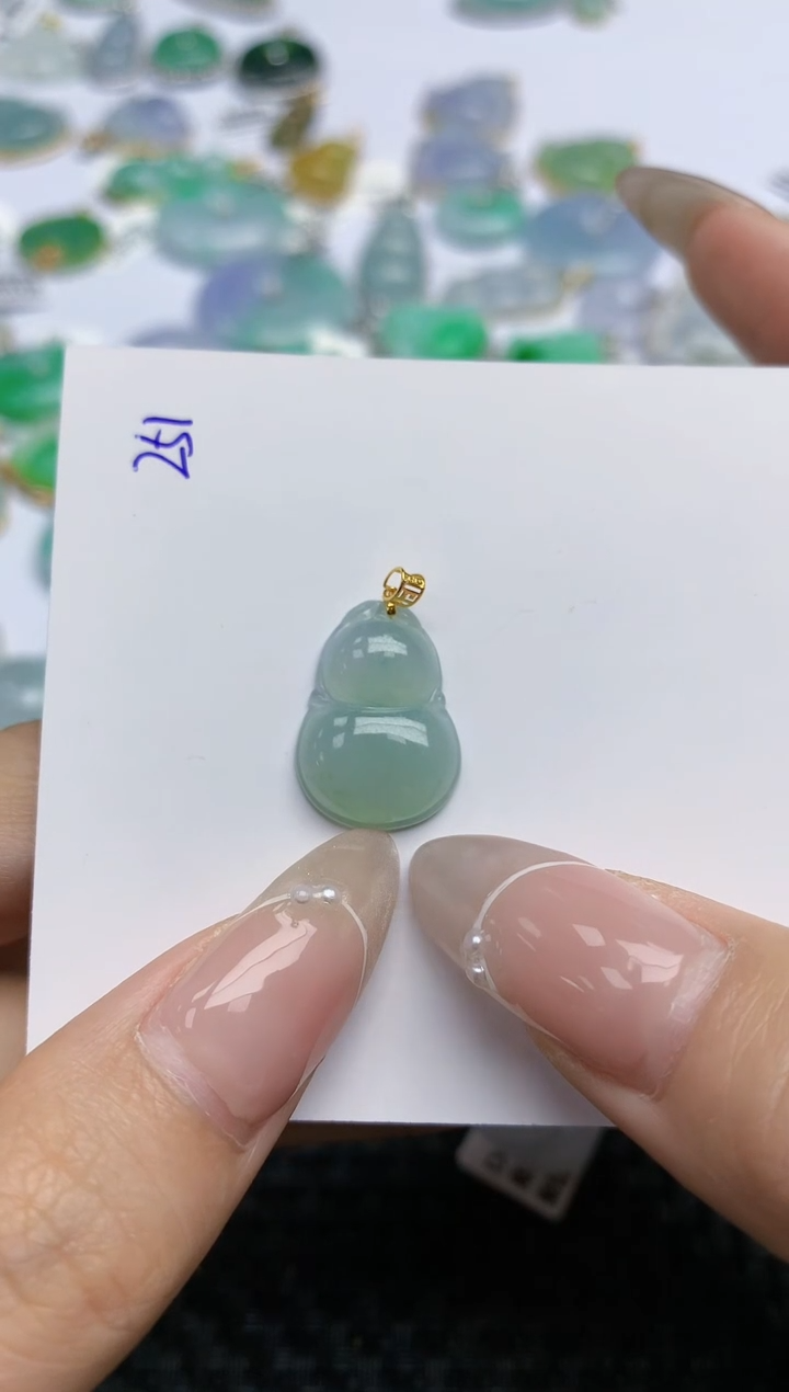 【闪购商品】翡翠颈饰18K金镶嵌天然翡翠A货