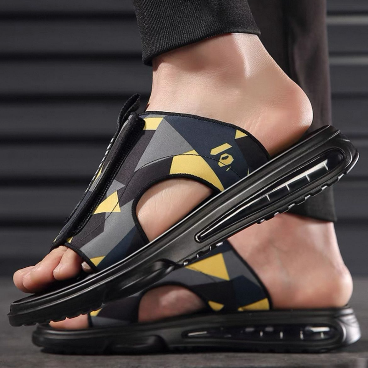 701号品牌拖鞋夏季休闲魔术贴防滑防臭男士户外潮流沙滩凉拖DT023