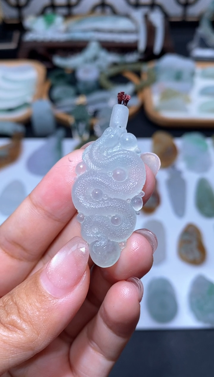 【闪购商品】定制翡翠未镶嵌蛇