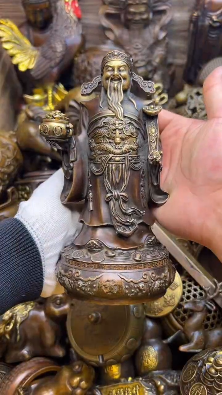 精美铜器，点击下单