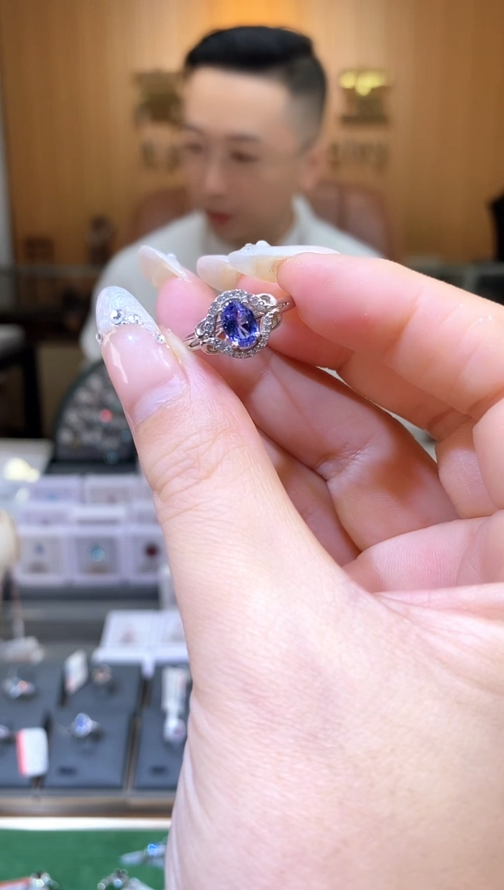 【闪购商品】坦桑石戒指银S925镶嵌天然坦桑石戒指