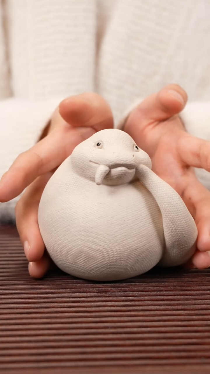 【闪购商品】紫砂茶宠贪吃蛇，