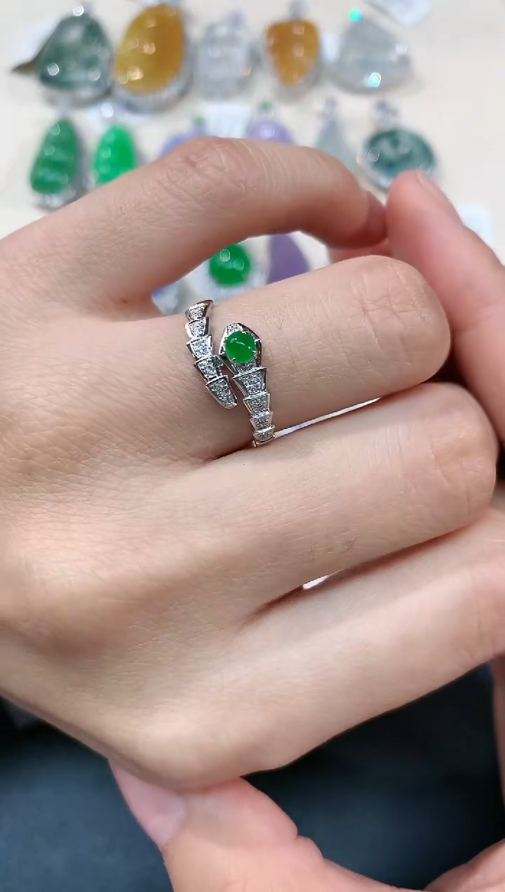 【闪购商品】翡翠戒指18K金镶嵌A6|1980