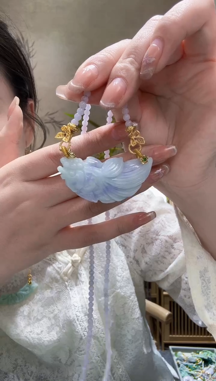 翡翠未镶嵌颈饰吊坠