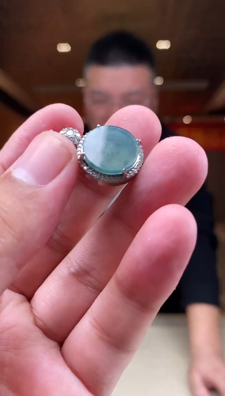 【闪购商品】翡翠颈饰未镶嵌        *514