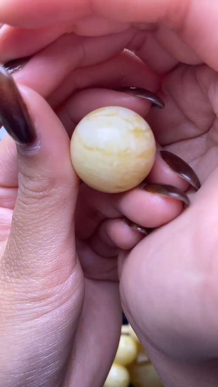 【闪购商品】琥珀裸石未镶嵌蜜蜡.70