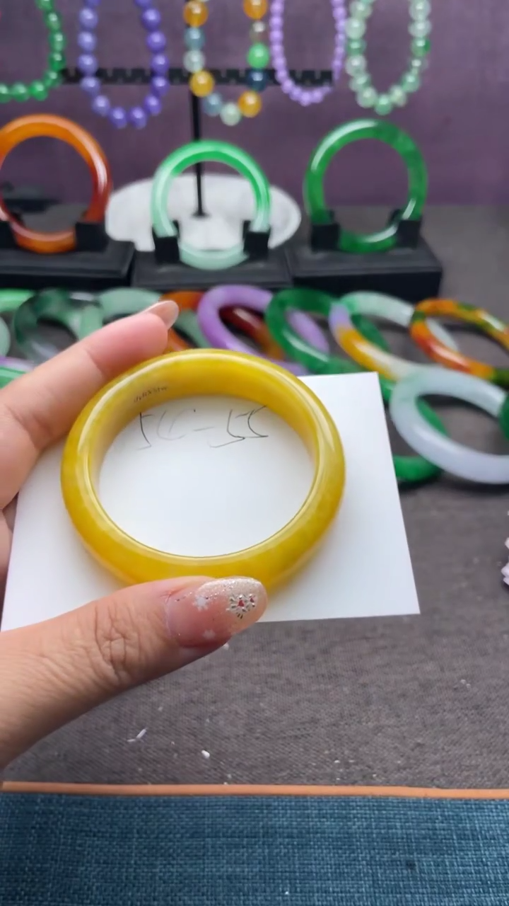 非金属仿水晶手镯