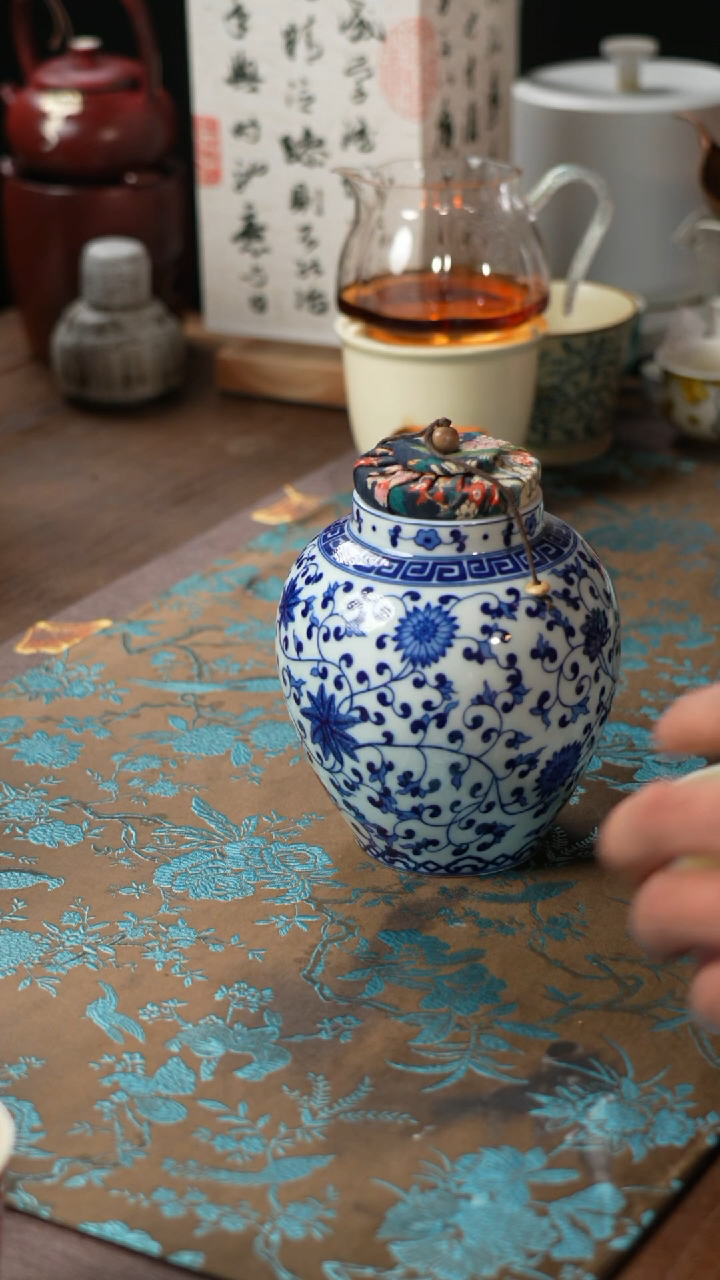 【闪购商品】密封茶叶罐一斤装