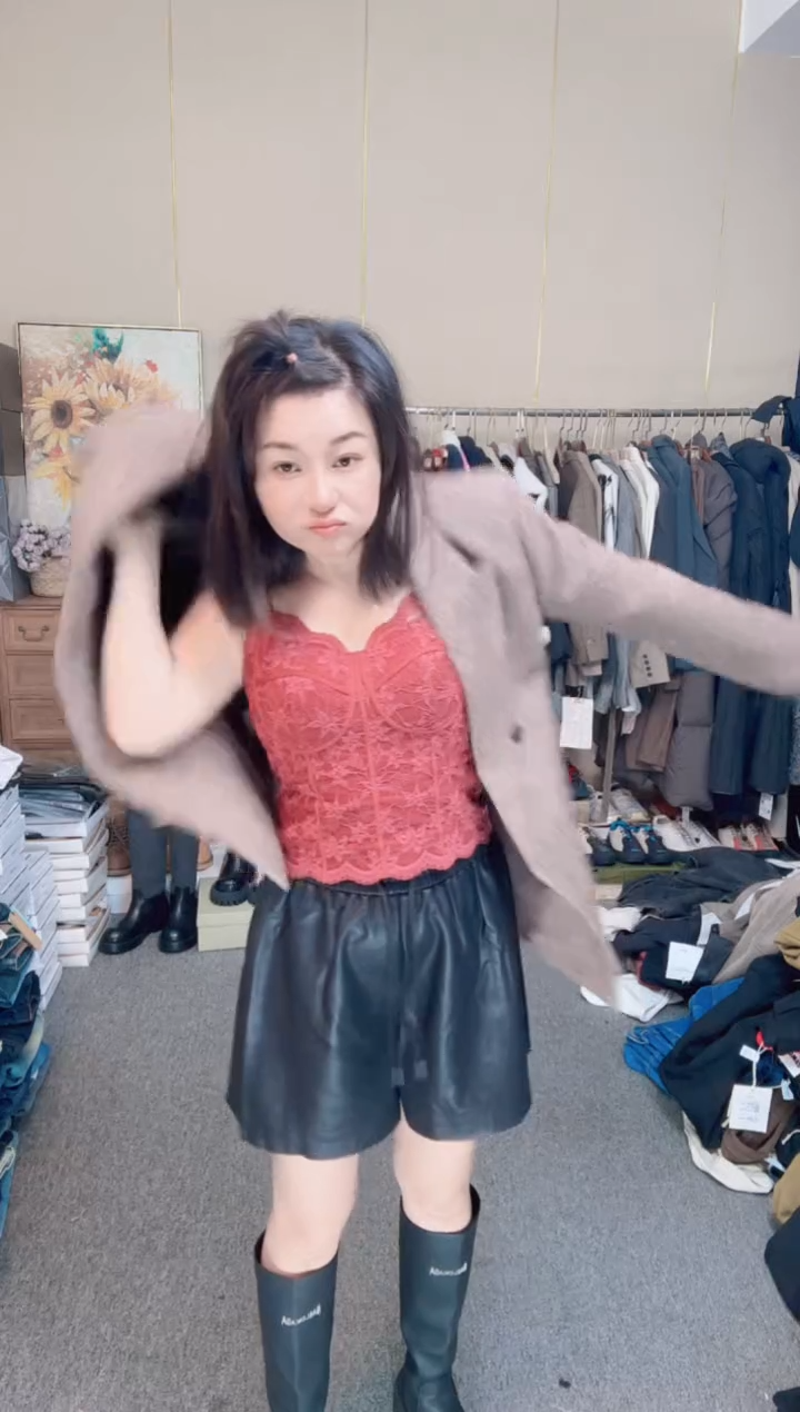 金****卢126                         