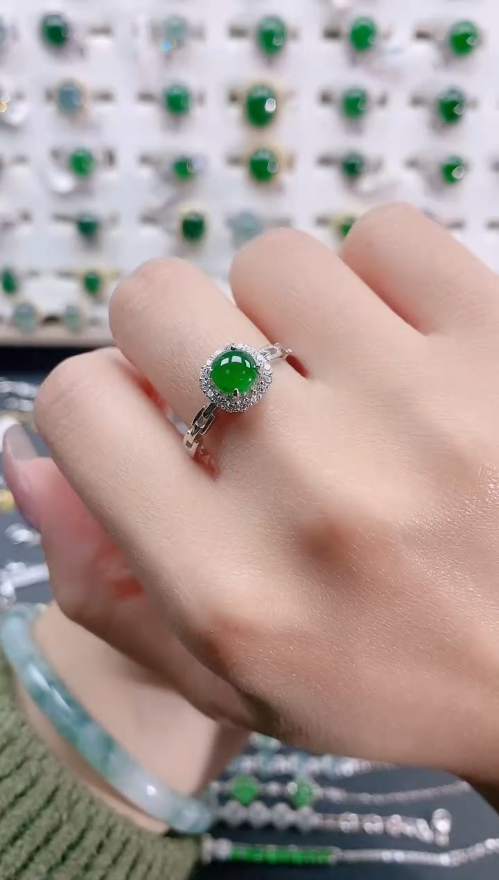 【闪购商品】翡翠戒指银S925镶嵌天然翡翠