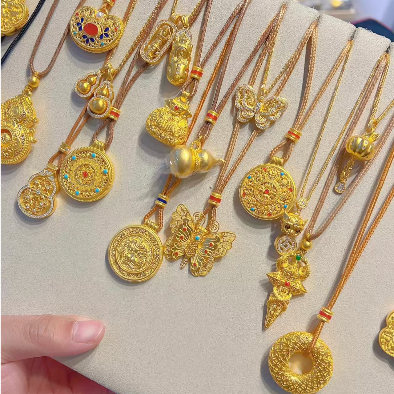 925银银制品 【莉莉】精工银镀金吊坠项链高奢款成品集合