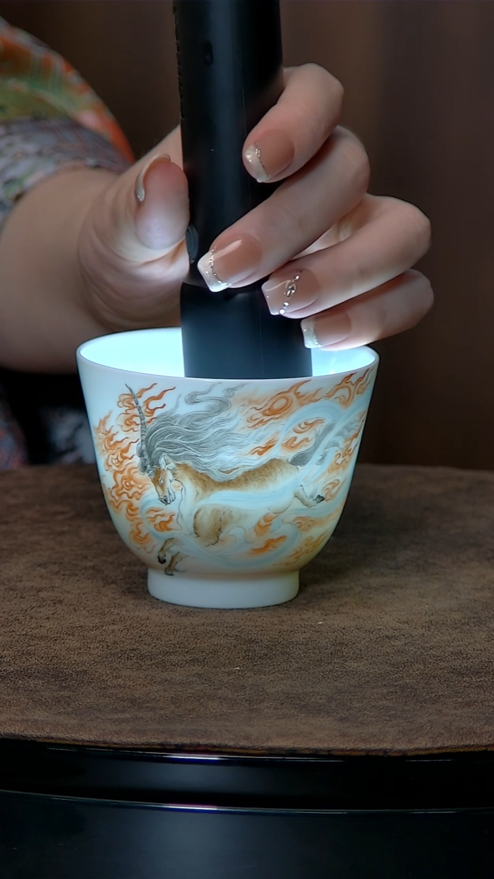 瓷片【小麦青玉瓷坊】独角兽主人杯