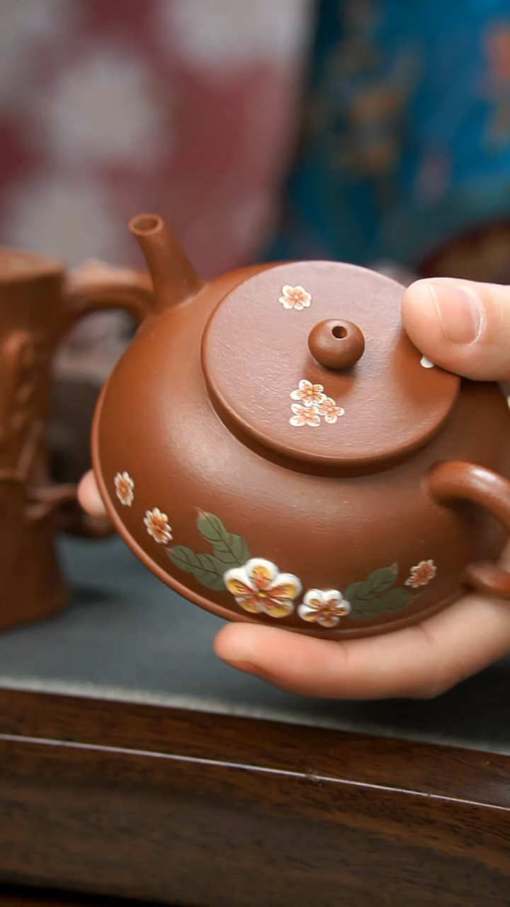 【闪购商品】紫砂茶壶红皮龙花花壶120cc