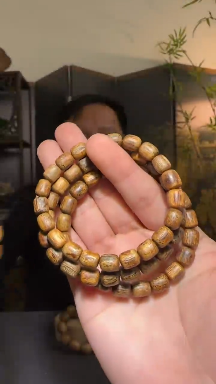 【闪购商品】沉香手串单圈白奇树心油0.7-0.8多样性发一条