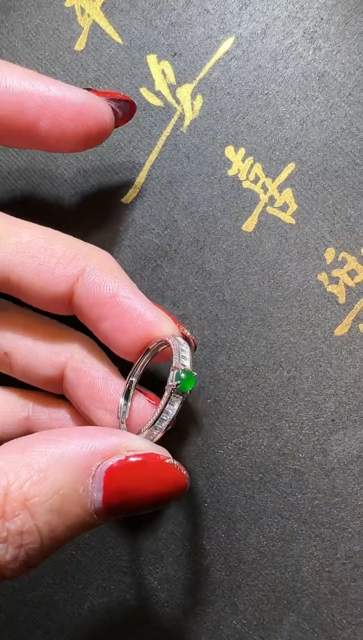 【闪购商品】翡翠戒指银S925镶嵌翡翠蛋面戒指