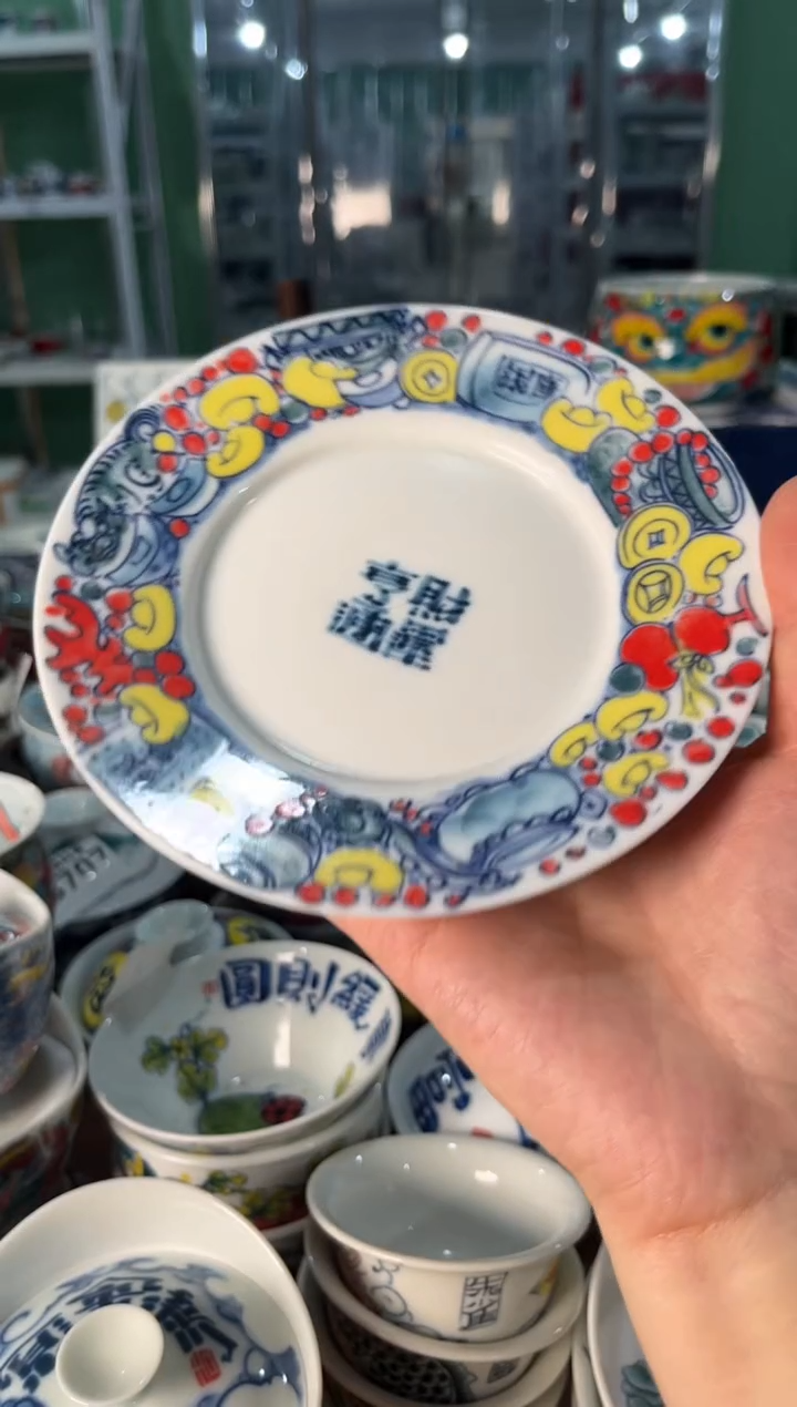 陶瓷昨明景德镇陶瓷：壶承