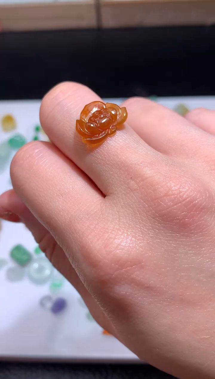 【闪购商品】定制翡翠未镶嵌毛货