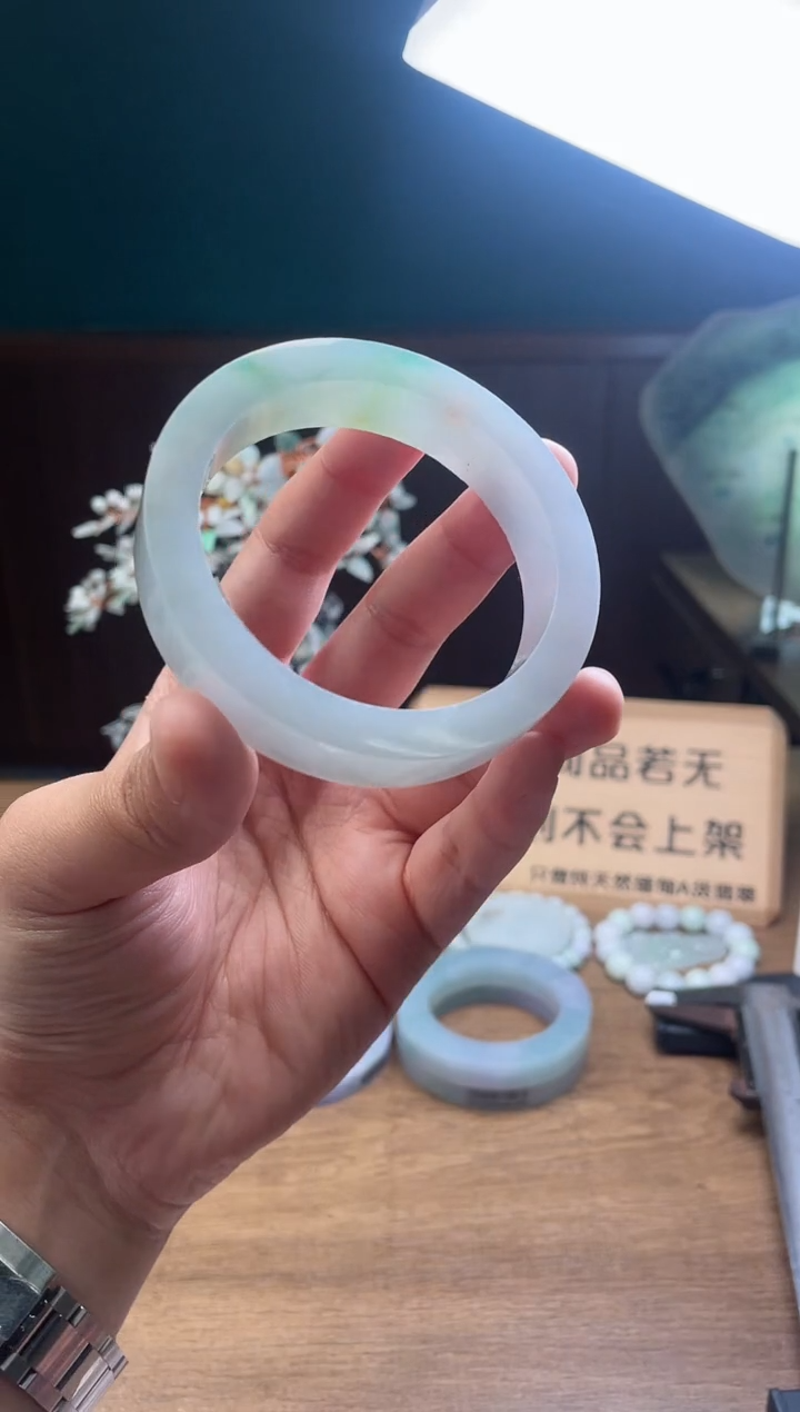 【闪购商品】定制翡翠手镯未镶嵌定制