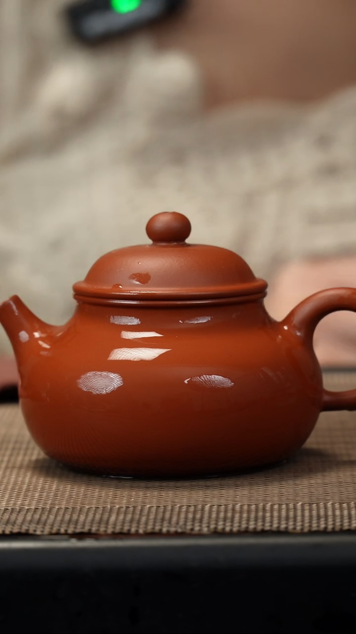 茶壶紫砂朱泥容天160c点汤