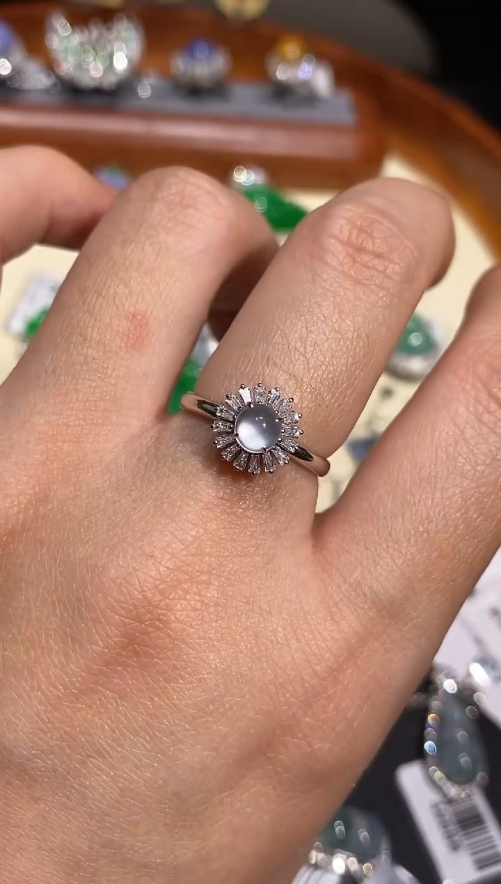 【闪购商品】翡翠戒指18K金镶嵌戒指