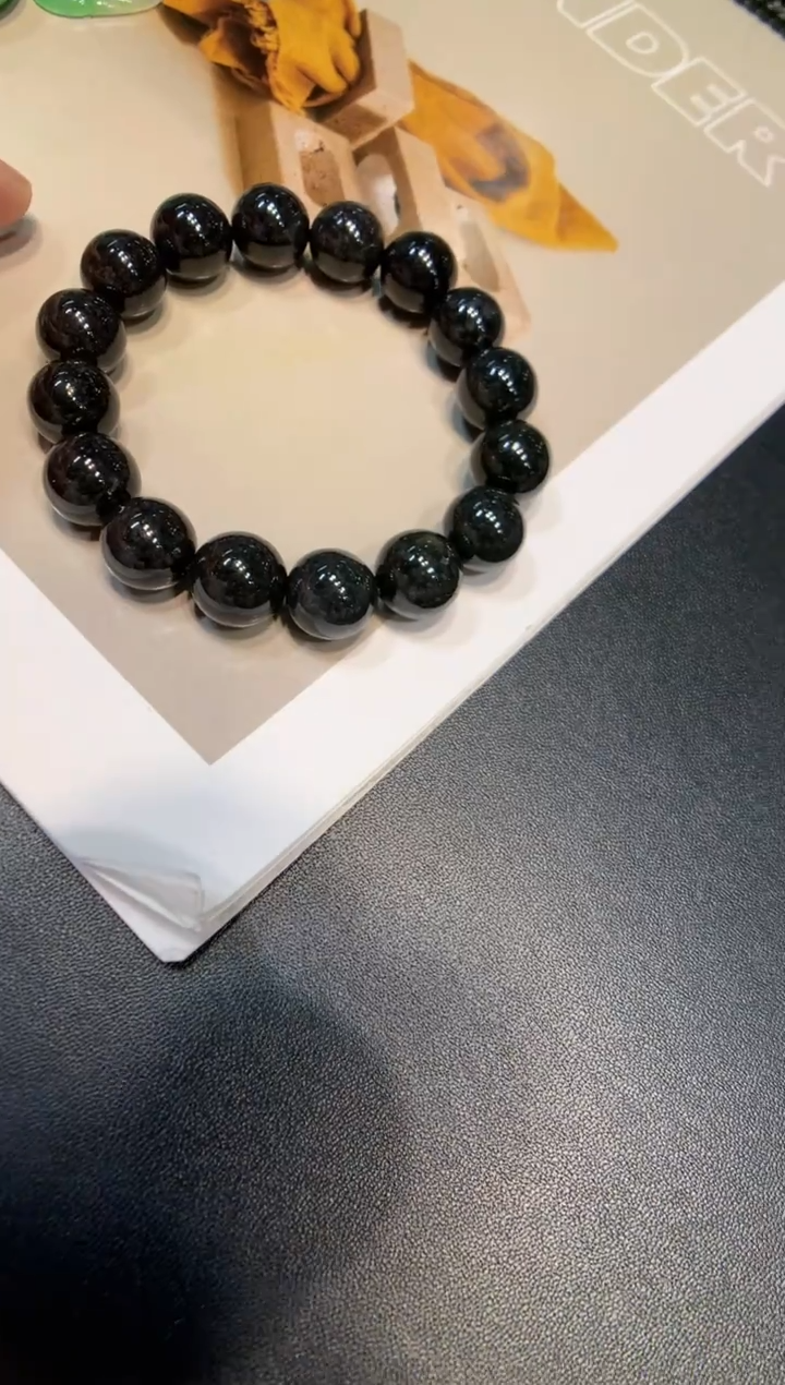 未镶嵌手串翡翠手串