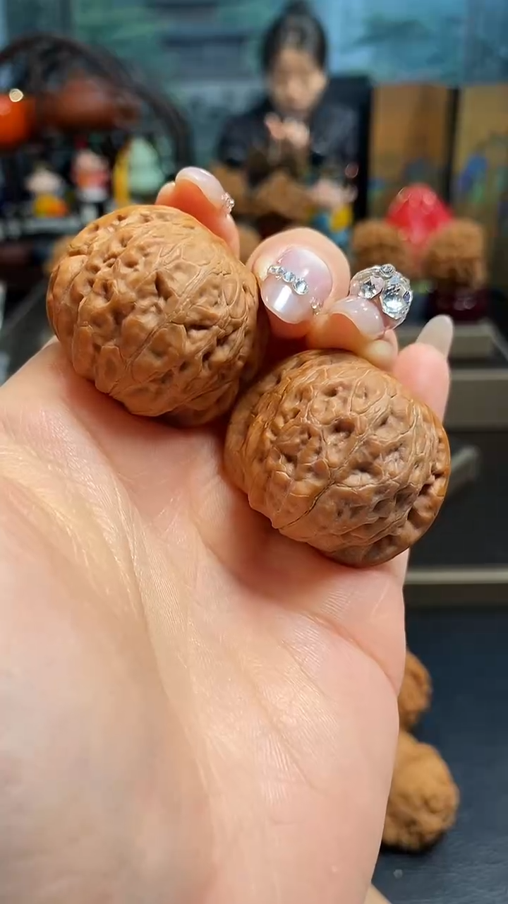 【闪购商品】文玩核桃吊坠K331铁锤34