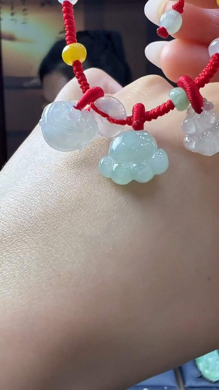 未镶嵌挂件翡翠手绳