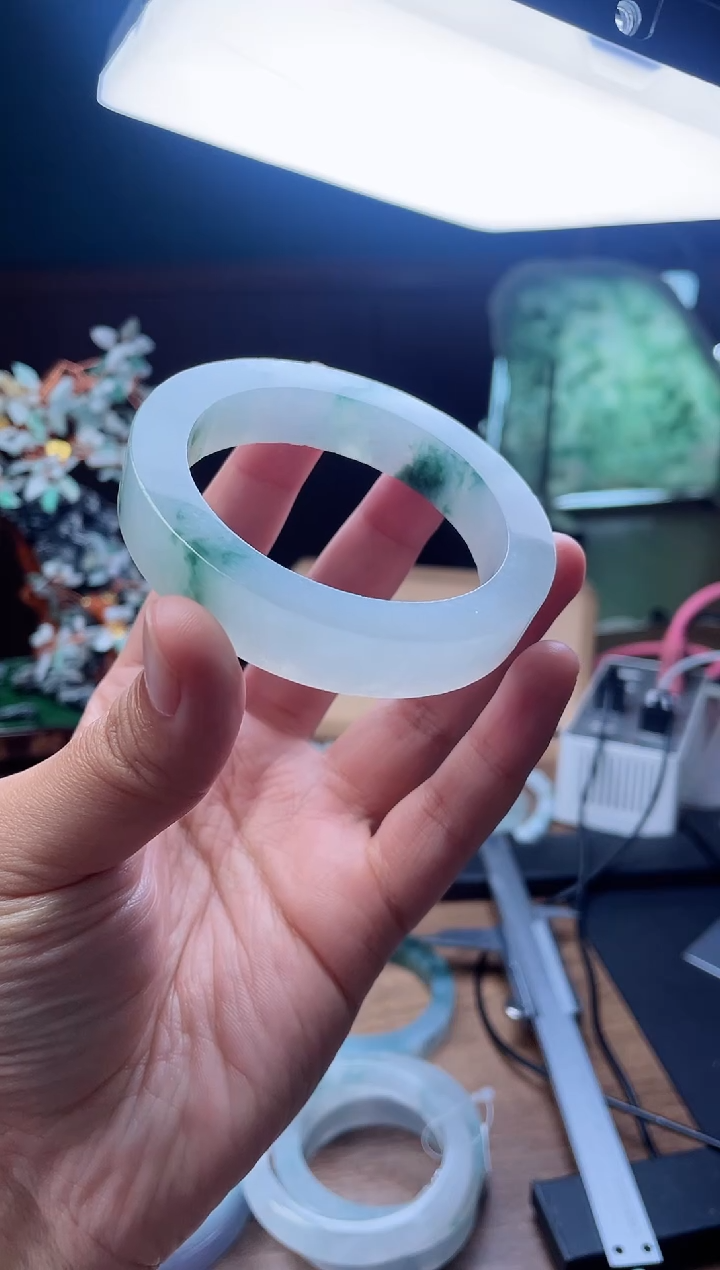 【闪购商品】定制翡翠手镯未镶嵌定制