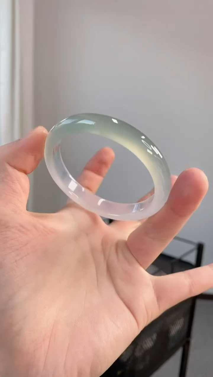 【闪购商品】玛瑙/玉髓手镯未镶嵌54圈