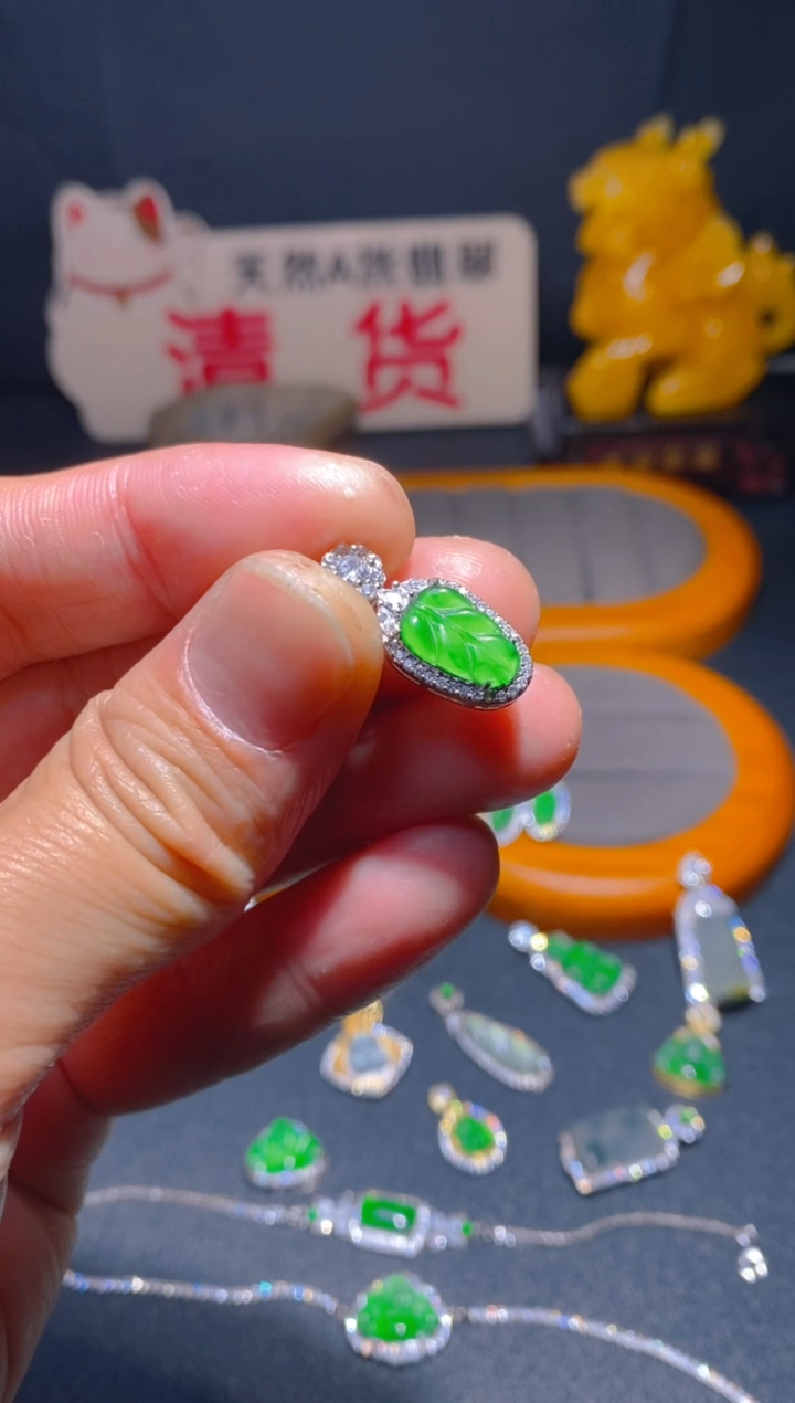 【闪购商品】翡翠耳饰未镶嵌翡翠