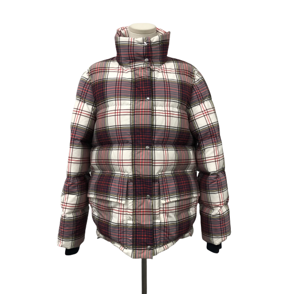 妃鱼/博柏利/尼龙/羽绒服/95新/琰三10