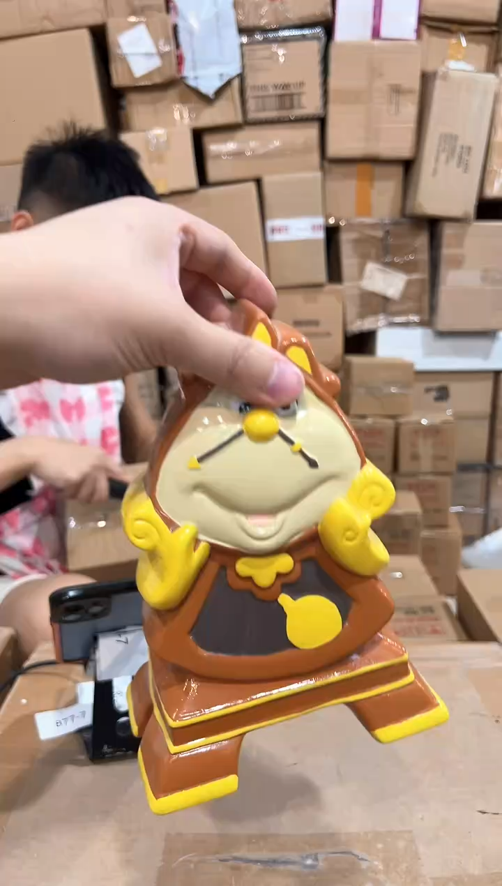 瓷片葛思华钱罐  