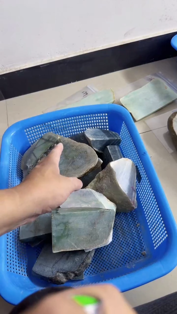 【闪购商品】翡翠颈饰未镶嵌197天然翡翠