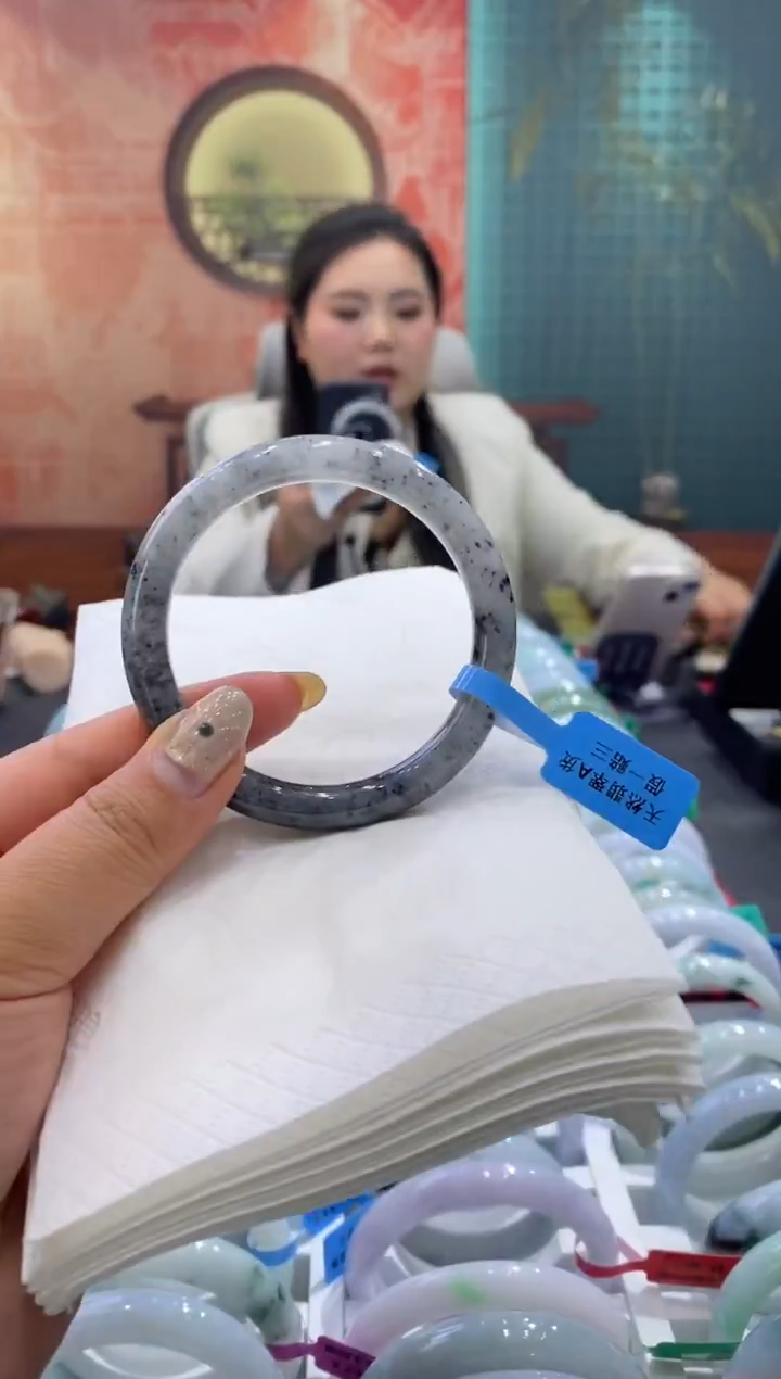 未镶嵌手镯翡翠多人00011364