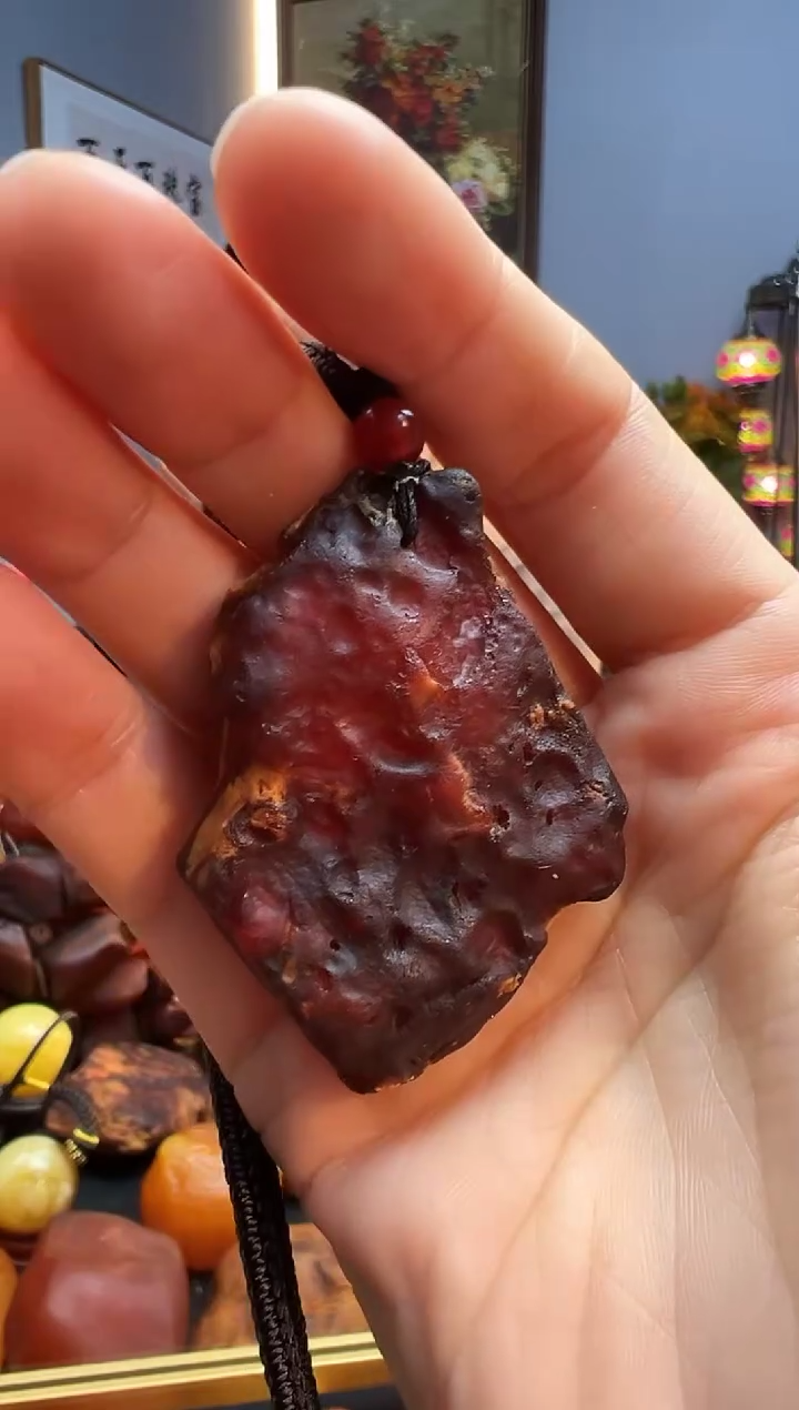 琥珀颈饰未镶嵌挂件