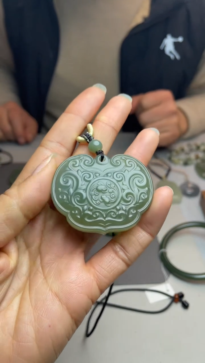 【闪购商品】和田玉颈饰未镶嵌1